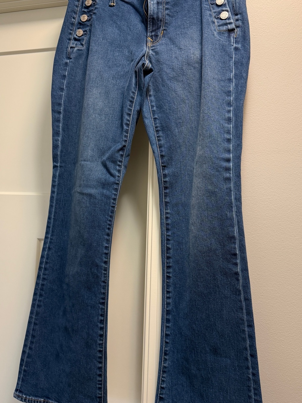 Gap Classic High-Waist Blue Flare Jeans